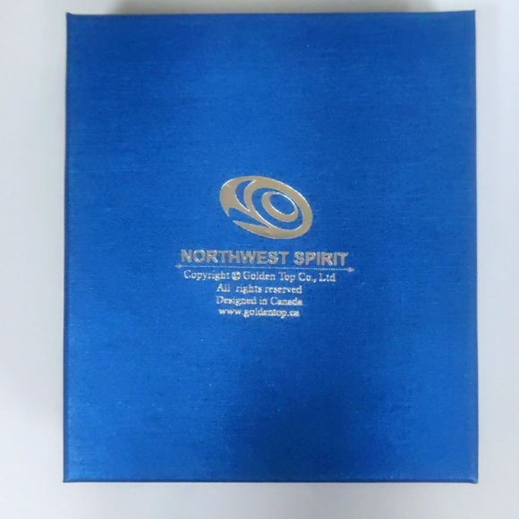 Longhouse Indigenous design by Jason Peters Hip Flask 6oz Stainless Steel - Picture 4 of 6